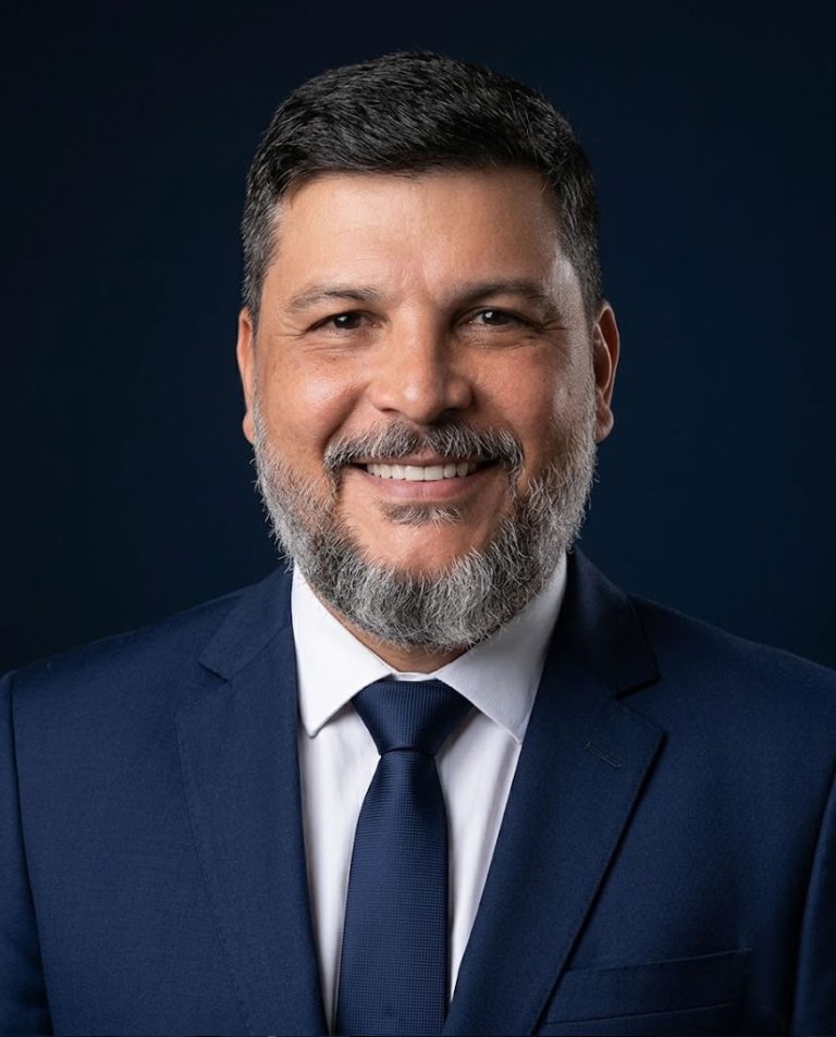 Dr George Lucas Rangel